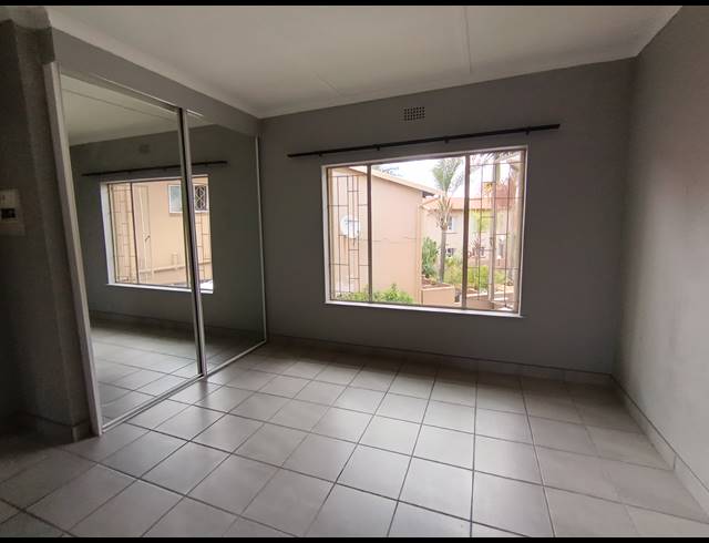 1 BEDROOM APARTMENT FOR SALE IN VERWOERDPARK